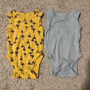 Old Navy Sleeveless Bodysuit 0-3 Months